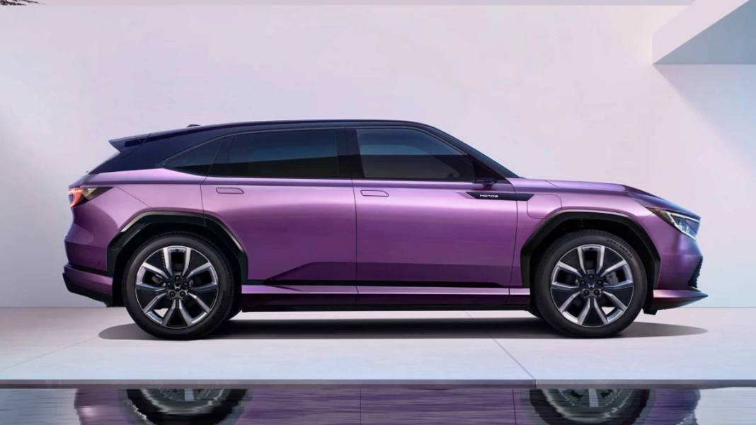 HONDA P7 TÜRKİYE'YE GELİRSE ARABA PAZARI ALTÜST OLACAK: İşte Japon devinin yeni amiral gemisi 6